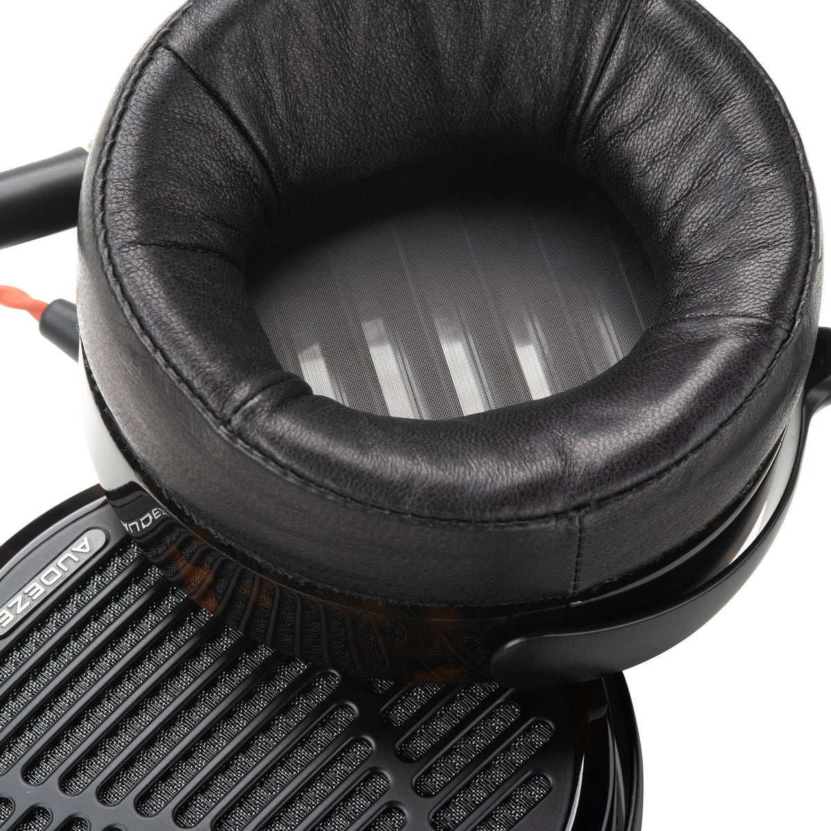 LCD-5 Earpad closeup